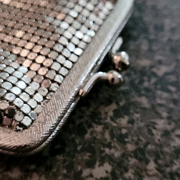 Vintage 80's Elka Silver Scaled Mesh Coin Bag - Picture 4 of 9